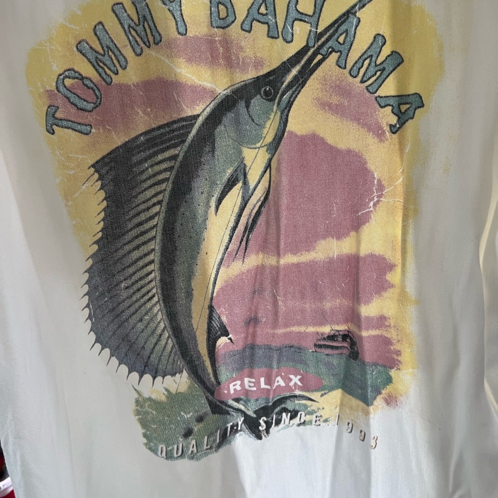 Tommy Bahama Marlin Graphic button down shirt VINTAGE SIZE MEDIUM